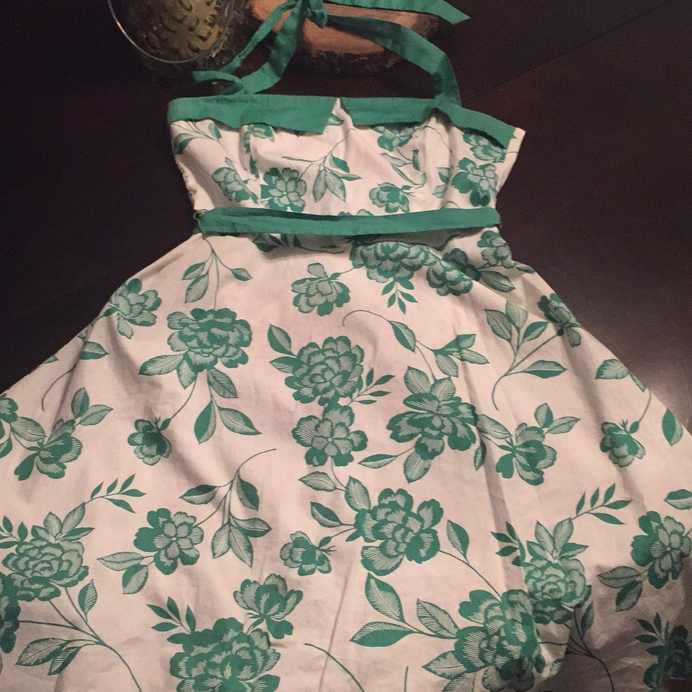 Adorable vintage inspired dress